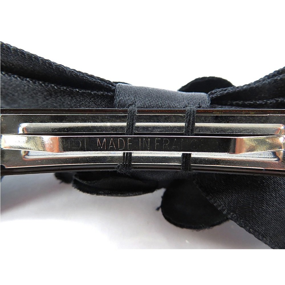 CHANEL Elegant Black Satin Hair Bow - Picture 7 of 9